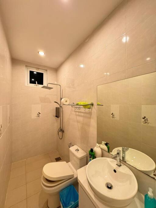 The Mystiic Retreat 3 To 5 Mins To Mid Valley And Ksl Holiday home Johor Bahru